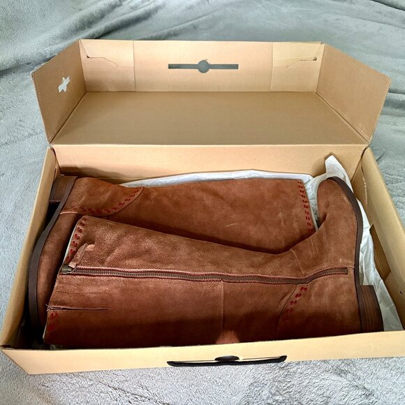 Nine West Suede Vintage America Collection Boots in Cognac, Size 7.5 New in Box - Picture 6 of 12